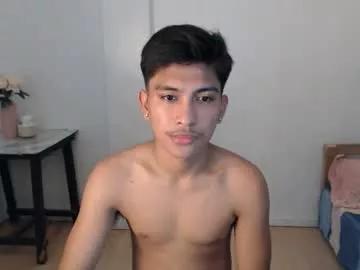 urcuteguy_jhonx from Chaturbate