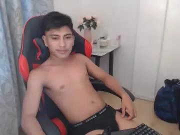 urcuteguy_jhonx from Chaturbate