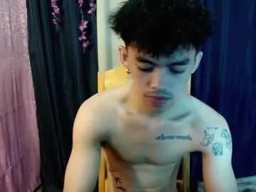 urhunky_boy from Chaturbate