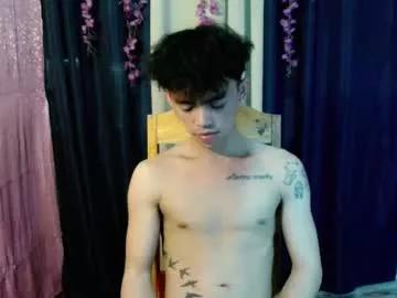 urhunky_boy from Chaturbate
