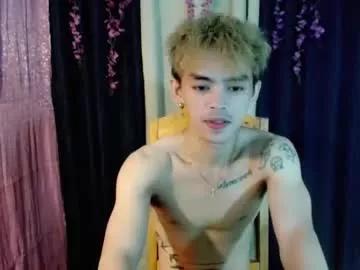urhunky_boy from Chaturbate