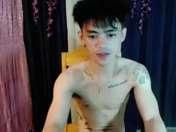urhunky_boy from Chaturbate