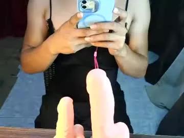 Urmika_slutmore webcams show profile image 