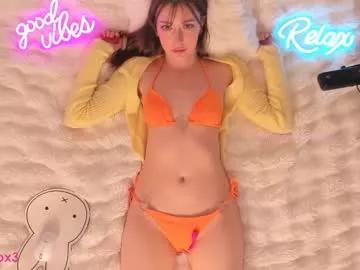 uwuxo from Chaturbate