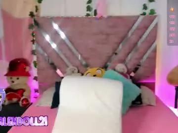 Explore our live girls sluts from our Custom and Multi clubs and checkout exclusive access to highly interactive content, such as shape, hair, titties, pussy type and many more.
