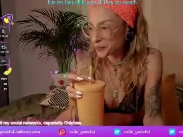 valle_grateful from Chaturbate