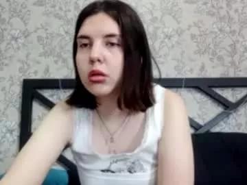 velvetsyn from Chaturbate