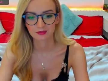 verrasweet4u from Chaturbate