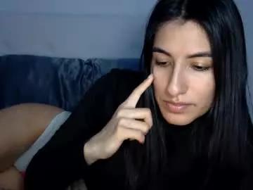 vibingwithchloe from Chaturbate