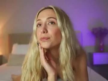 vikkilustfull from Chaturbate