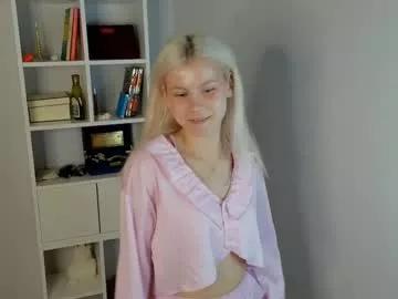 vilvetvixen from Chaturbate