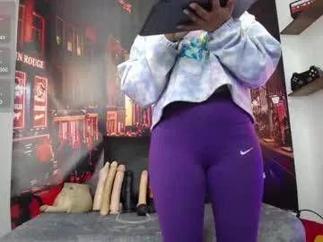 Explore our live girls sluts from our Custom and Multi clubs and checkout exclusive access to highly interactive content, such as shape, hair, titties, pussy type and many more.