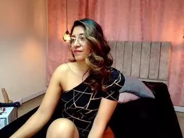Explore our live girls sluts from our Custom and Multi clubs and checkout exclusive access to highly interactive content, such as shape, hair, titties, pussy type and many more.