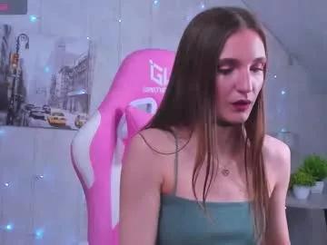virdjinia_green from Chaturbate is Freechat
