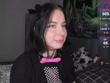 vivi__squirrel from Chaturbate
