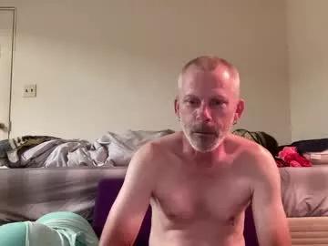 willylikestoplay74 from Chaturbate