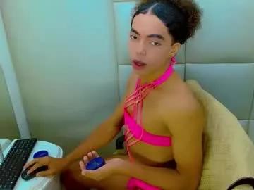 winnybarness from Chaturbate