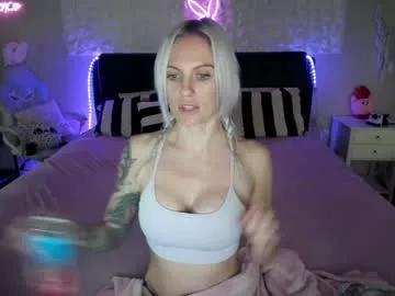 xbbybelle from Chaturbate