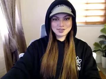 xxjulielovesyouxx from Chaturbate