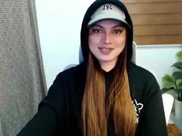 xxjulielovesyouxx from Chaturbate
