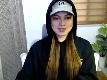 xxjulielovesyouxx from Chaturbate