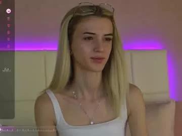 yannajeen from Chaturbate