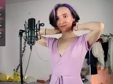 yellow_songbird from Chaturbate