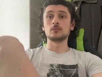 yellowsubmarinex2 from Chaturbate