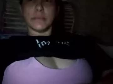 yessica_08 from Chaturbate