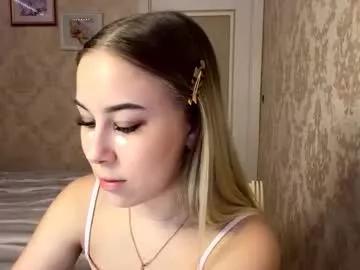 Photos of yolondaillovsky from Chaturbate is Freechat