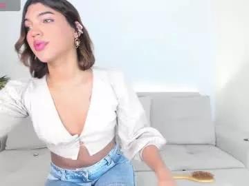 Explore our live girls sluts from our Custom and Multi clubs and checkout exclusive access to highly interactive content, such as shape, hair, titties, pussy type and many more.