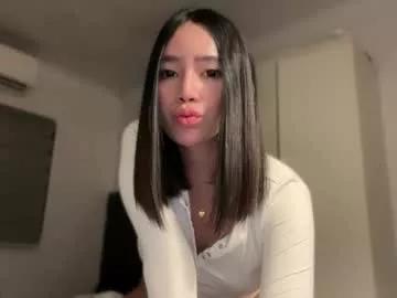 yowginethegreat from Chaturbate is Freechat