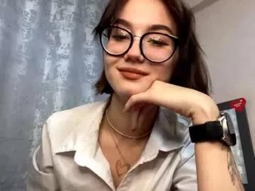 Yuonneespe webcams show profile image 