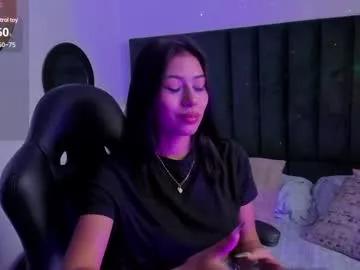 zaralim from Chaturbate