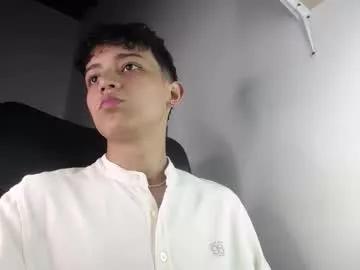 Zarekneo webcams show profile image 