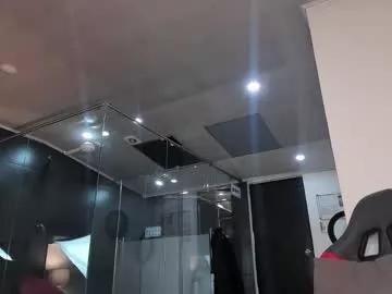 zhaavia from Chaturbate