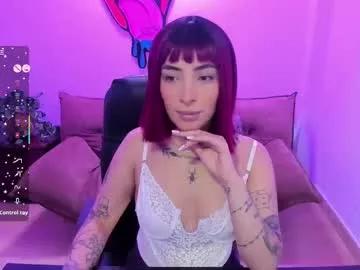 Explore our live girls sluts from our Custom and Multi clubs and checkout exclusive access to highly interactive content, such as shape, hair, titties, pussy type and many more.