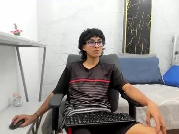 zoro_v from Chaturbate