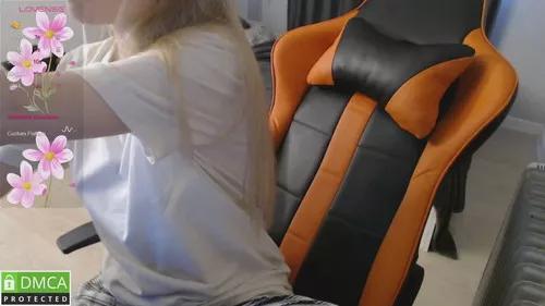 Crystalyss webcams show profile image 