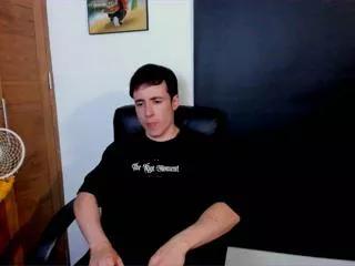 aaron_bain from Flirt4Free