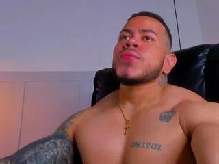 adam_shilders from Flirt4Free is Freechat