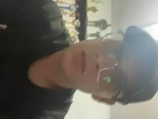 alan_booty from Flirt4Free is Freechat