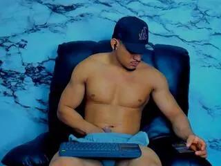 alan_newton from Flirt4Free is Freechat