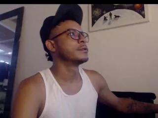 alexmack_ortiz from Flirt4Free is Freechat