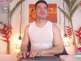 andrew_hallss from Flirt4Free is Freechat