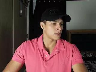 andy_corleone from Flirt4Free is Freechat