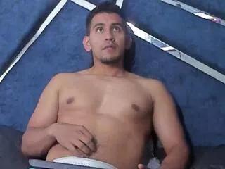 andyy_carter from Flirt4Free is Freechat