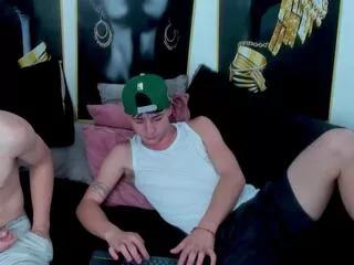 Explore our live girls sluts from our Custom and Multi clubs and checkout exclusive access to highly interactive content, such as shape, hair, titties, pussy type and many more.