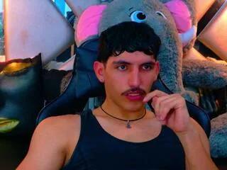 angelo_mercury from Flirt4Free is Freechat