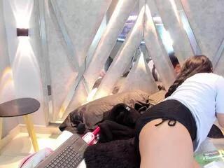 annie_chica from Flirt4Free
